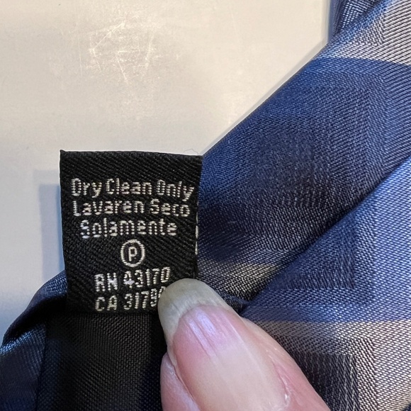 Lot of 2 Silk Covington Stain Resistant Blues, Express Design Purple Paisley - Picture 7 of 13